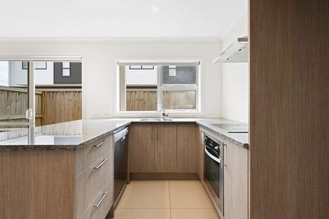 Photo of property in 72u2 Carrington Avenue, Silverdale, Hamilton, 3216