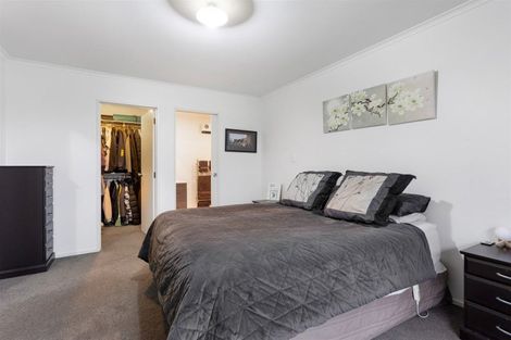 Photo of property in 132 Hagart-alexander Drive, Mosgiel, 9024