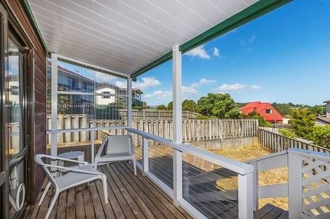 Photo of property in 24 Mercury Way, Whitby, Porirua, 5024