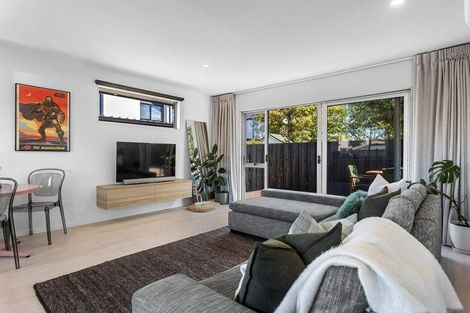 Photo of property in 243 Selwyn Street, Spreydon, Christchurch, 8024