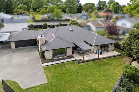 Photo of property in 1 Kennedy Street, Geraldine, 7930