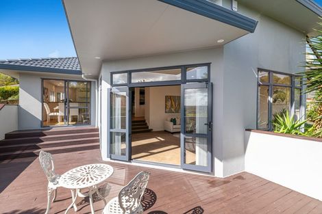 Photo of property in 17 Jacanas Place, Unsworth Heights, Auckland, 0632
