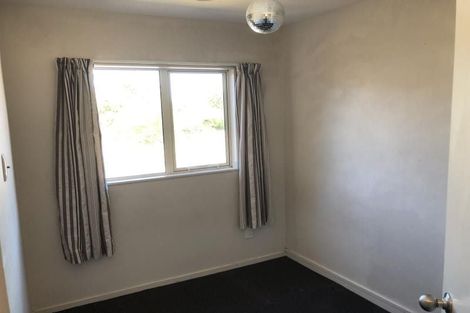 Photo of property in 8 Waldie Grove, Avalon, Lower Hutt, 5011