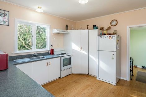 Photo of property in 25 Derham Road, Te Horo, Otaki, 5581