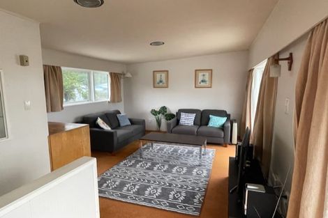 Photo of property in 15 Helen Street, Brooklyn, Wellington, 6021