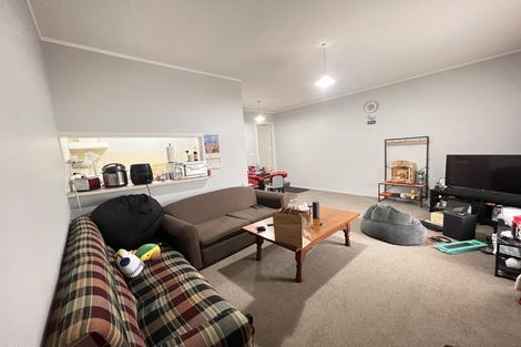 Photo of property in 4/124 Campbell Street, Karori, Wellington, 6012