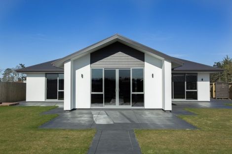 Photo of property in 5 Cawton Grove, Tinwald, Ashburton, 7700