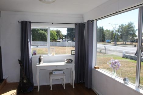 Photo of property in 349 High Street, Dannevirke, 4930