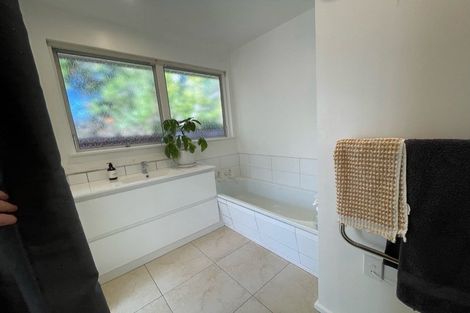Photo of property in 427 Avonhead Road, Avonhead, Christchurch, 8042