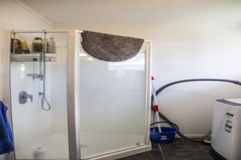 Photo of property in 7 Locket Road, Glenfield, Auckland, 0629