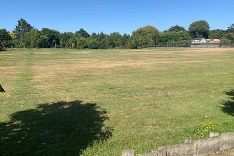 Photo of property in 33 Guildford Street, Burnside, Christchurch, 8053