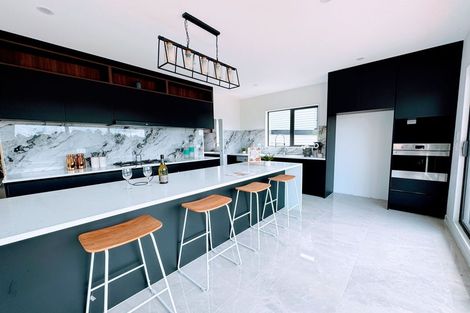 Photo of property in 31 Bremner Ridge Street, Flat Bush, Auckland, 2019