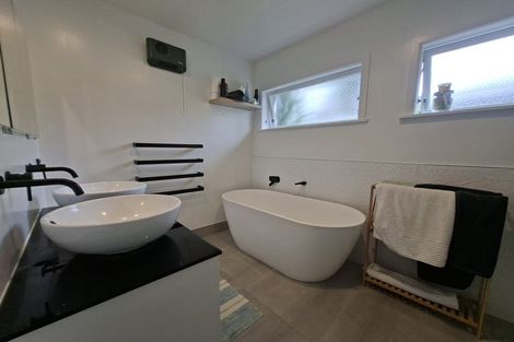 Photo of property in 5 Golf Road, Mount Maunganui, 3116