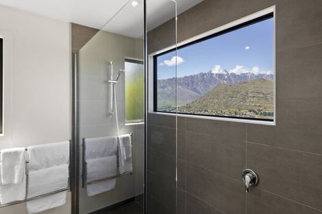 Photo of property in 24 Stone Ridge Place, Queenstown, 9300