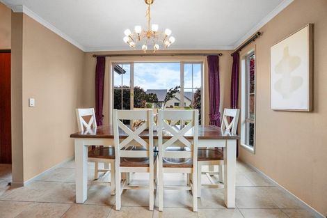 Photo of property in 13 Langdale Court, Huntington, Hamilton, 3210