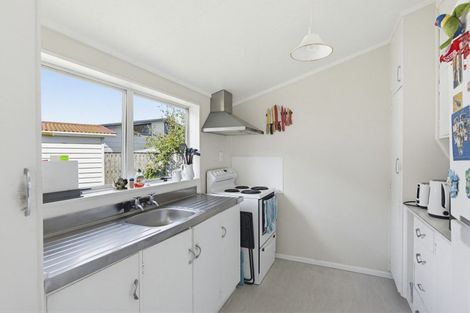 Photo of property in 27 Morgan Crescent, Levin, 5510