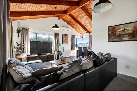 Photo of property in 28b Poplar Grove, Whalers Gate, New Plymouth, 4310