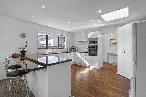 Photo of property in 5 Whitby Close, Waikawa, Picton, 7220