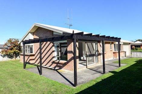 Photo of property in 19 Moreland Avenue, Pukete, Hamilton, 3200