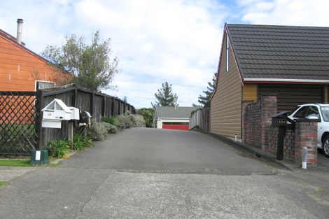 Photo of property in 19 Heathcote Place, Fitzherbert, Palmerston North, 4410