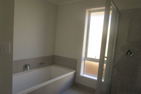 Photo of property in 13 Olivia Road, Pukekohe, 2120