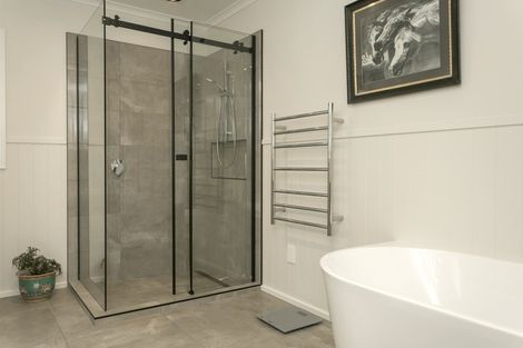 Photo of property in 68 Parawera Drive, Acacia Bay, Taupo, 3330
