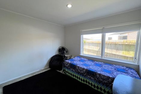 Photo of property in 15a Clendon Place, Manurewa, Auckland, 2102