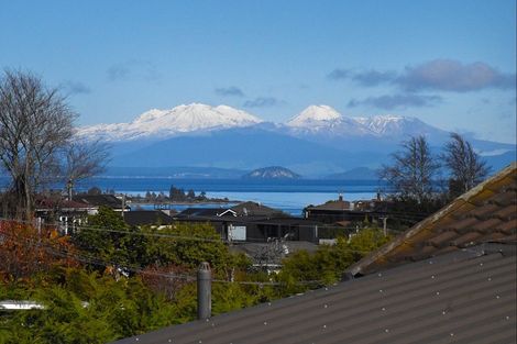 Photo of property in 17 Puriri Street, Hilltop, Taupo, 3330