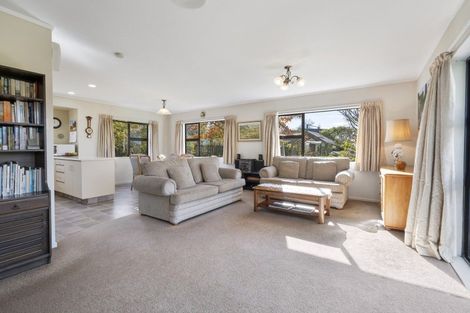 Photo of property in 3 Hau Whiti Place, Kimbolton, 4774