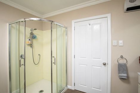 Photo of property in 107 Branxholm Street, Roxburgh, 9500