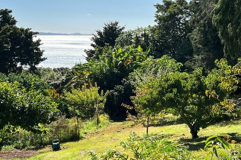 Photo of property in 95 Cornwallis Road, Cornwallis, Auckland, 0604