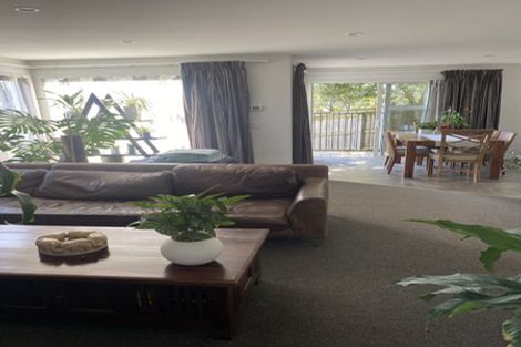 Photo of property in 17 Pacific View, Whitby, Porirua, 5024
