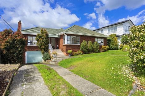 Photo of property in 1 Roseberry Avenue, Birkenhead, Auckland, 0626