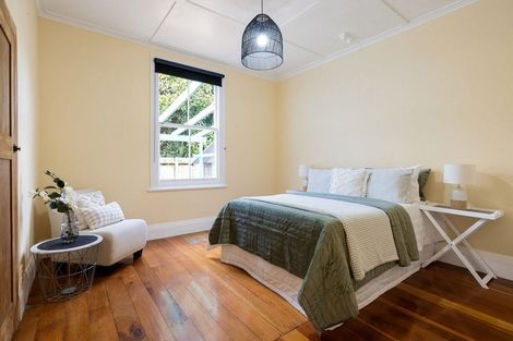 Photo of property in 128 Victoria Street, Cambridge, 3434