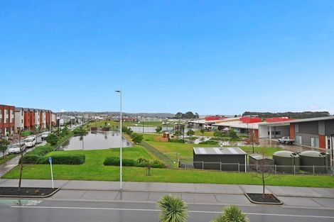 Photo of property in 168 Hobsonville Point Road, Hobsonville, Auckland, 0616