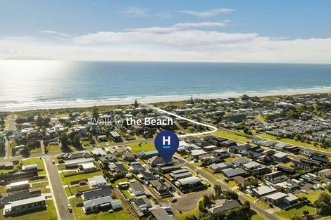 Photo of property in 6 Breaker's Crescent, Waihi Beach, 3611