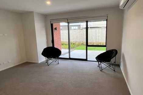 Photo of property in 21 Orona Place, Takanini, 2112