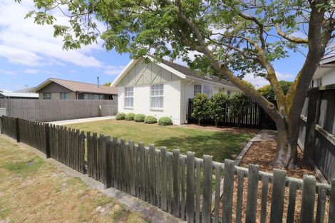 Photo of property in 5 Davidson Crescent, Hornby, Christchurch, 8042