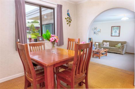 Photo of property in 16 Flanagan Road, Drury, 2113
