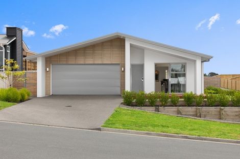 Photo of property in 15 Kiritiana Close, Pyes Pa, Tauranga, 3112