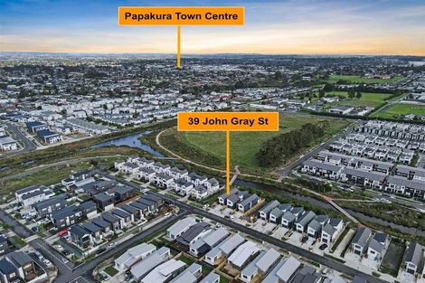 Photo of property in 39 John Gray Street, Papakura, 2110