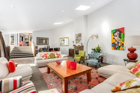 Photo of property in 52 Walter Road, Lowry Bay, Lower Hutt, 5013