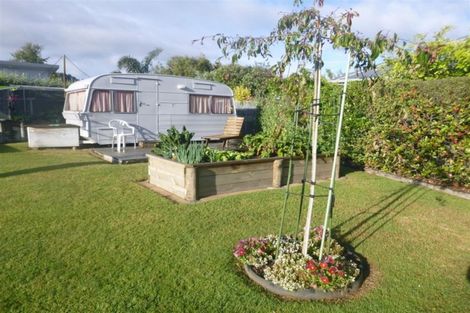 Photo of property in 211 Given Avenue, Whangamata, 3620