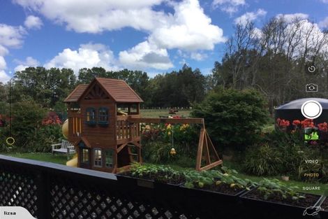 Photo of property in 2253 State Highway 16, Helensville, 0875