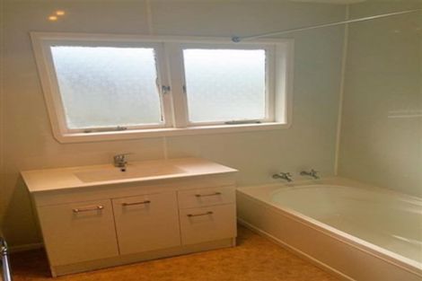 Photo of property in 3/33 Rodney Street, Howick, Auckland, 2014