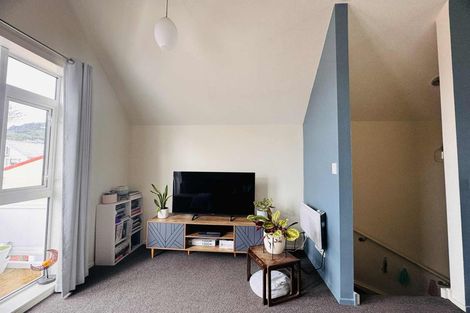 Photo of property in Pirie Street Townhouses, 36/35 Pirie Street, Mount Victoria, Wellington, 6011