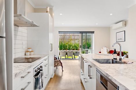 Photo of property in 1 Purei Lane, Massey, Auckland, 0614