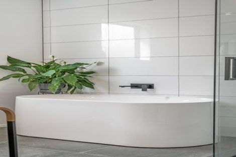 Photo of property in 16a Valley Road, Browns Bay, Auckland, 0630