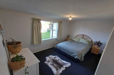 Photo of property in 18 Piper Place, Roslyn, Palmerston North, 4414