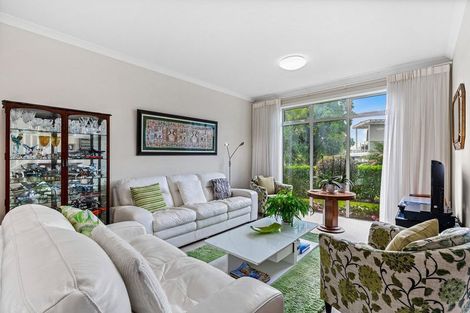 Photo of property in 61 Panorama Heights, Orewa, 0931